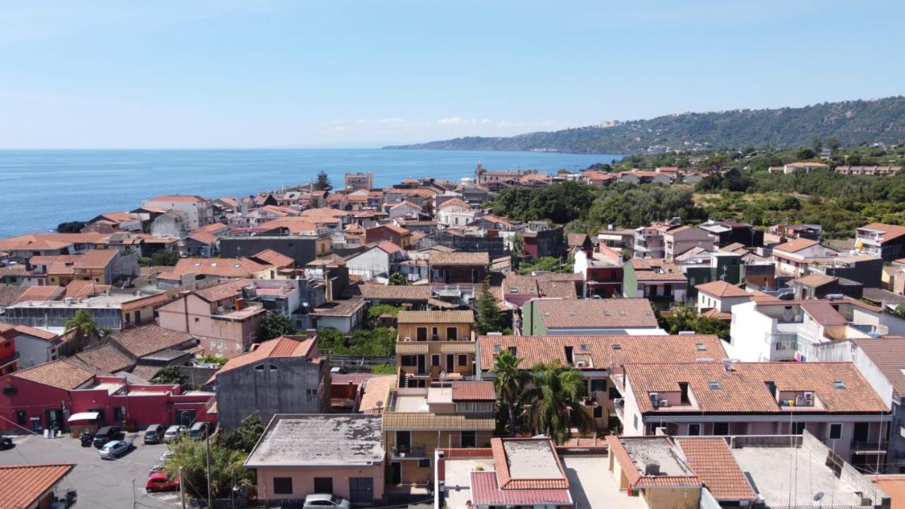 Adriana Casa Vacanze Mare Etna Sicilia أتشيريالي المظهر الخارجي الصورة