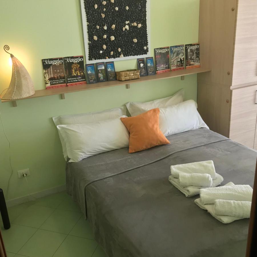 Adriana Casa Vacanze Mare Etna Sicilia أتشيريالي المظهر الخارجي الصورة