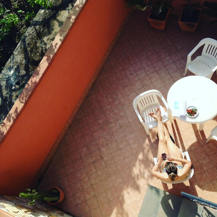 Adriana Casa Vacanze Mare Etna Sicilia أتشيريالي المظهر الخارجي الصورة