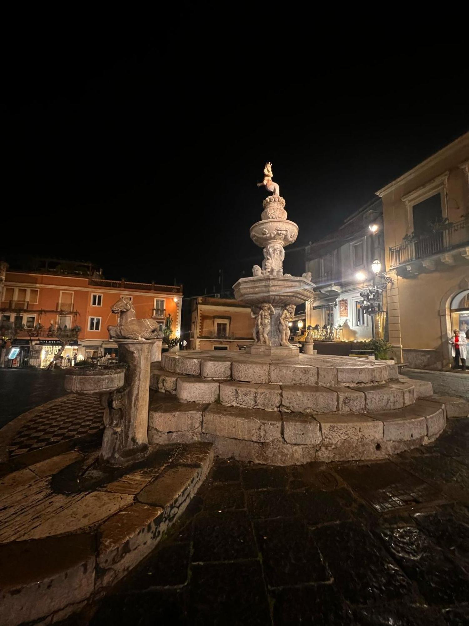Adriana Casa Vacanze Mare Etna Sicilia أتشيريالي المظهر الخارجي الصورة