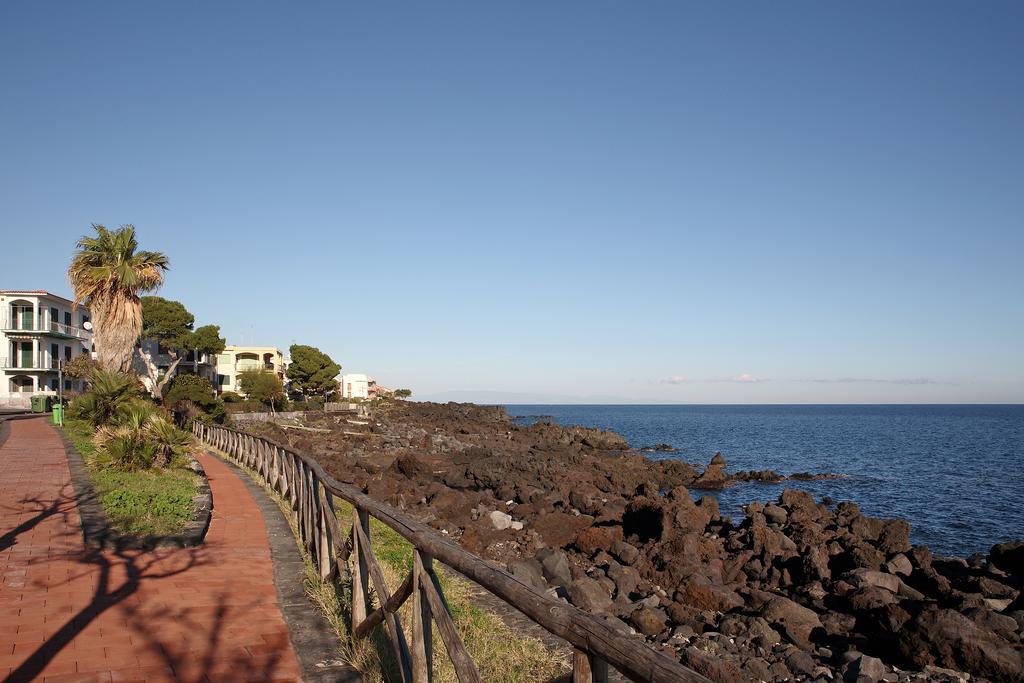 Adriana Casa Vacanze Mare Etna Sicilia أتشيريالي الغرفة الصورة