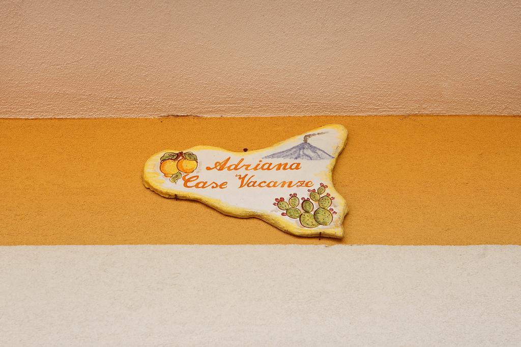 Adriana Casa Vacanze Mare Etna Sicilia أتشيريالي الغرفة الصورة