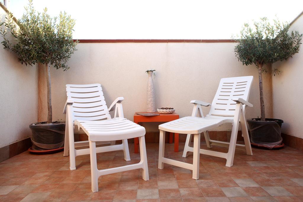 Adriana Casa Vacanze Mare Etna Sicilia أتشيريالي المظهر الخارجي الصورة