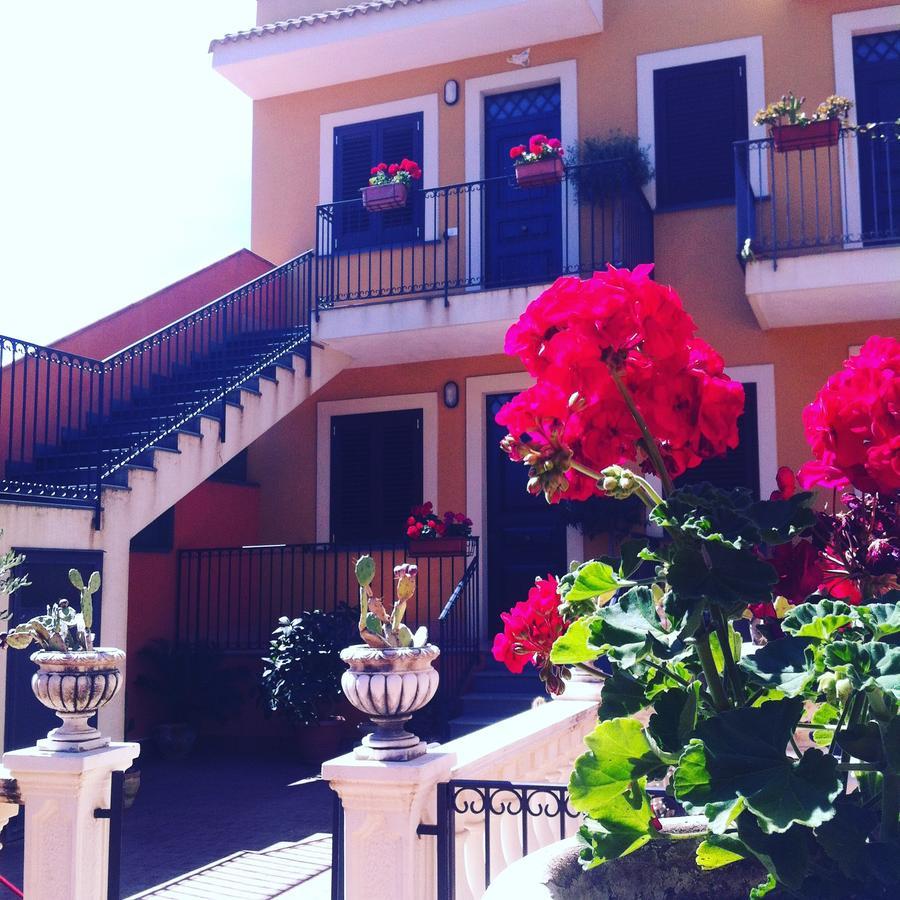 Adriana Casa Vacanze Mare Etna Sicilia أتشيريالي المظهر الخارجي الصورة