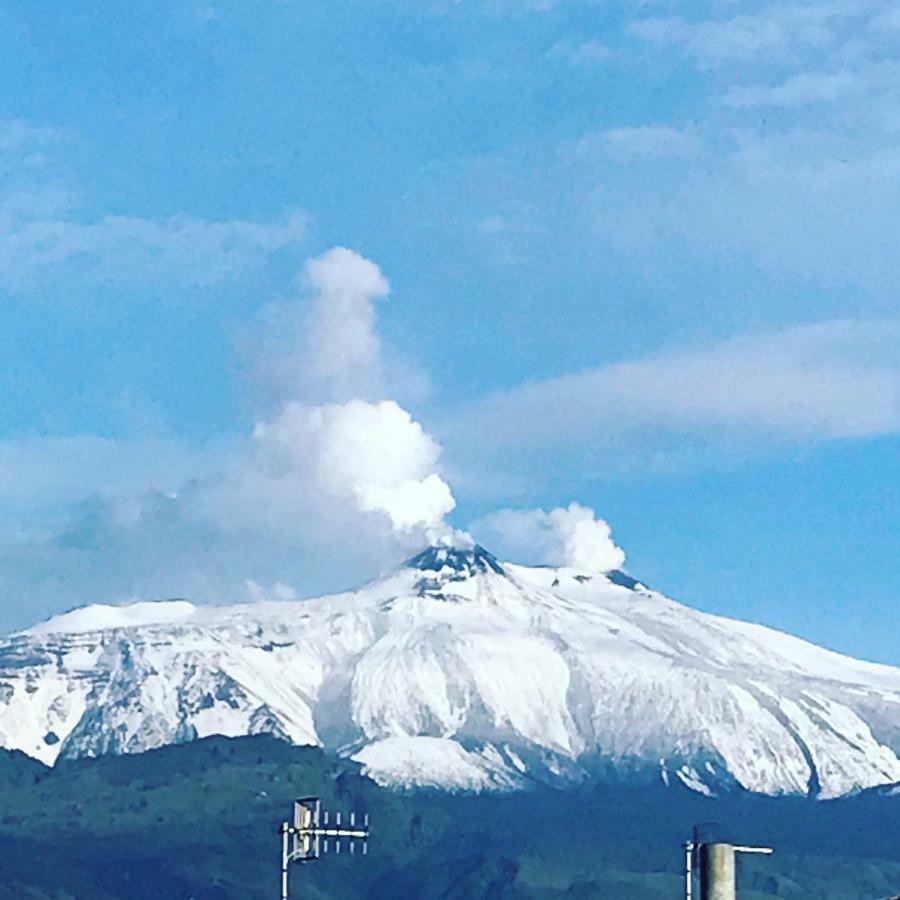 Adriana Casa Vacanze Mare Etna Sicilia أتشيريالي المظهر الخارجي الصورة